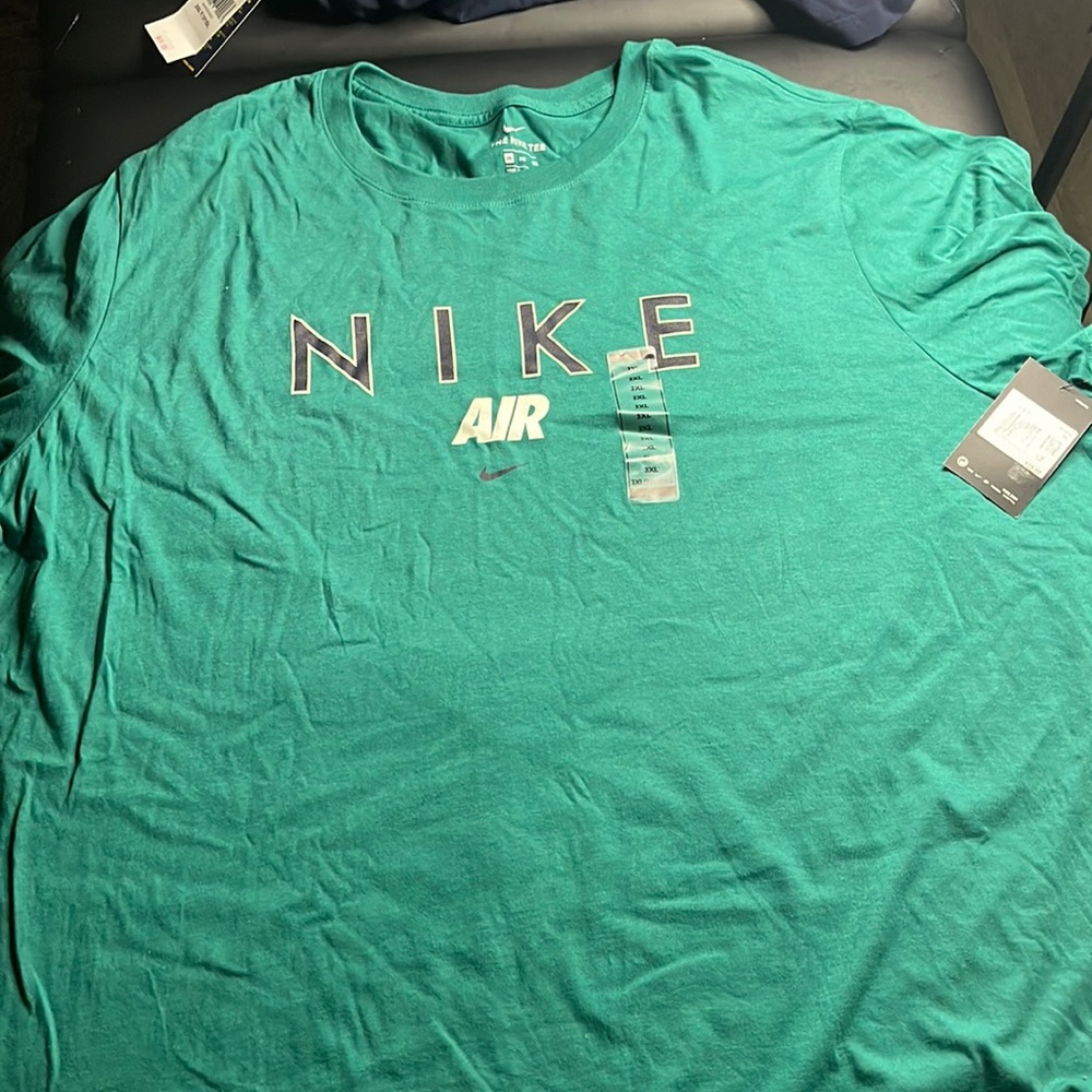 Nike T Shirt